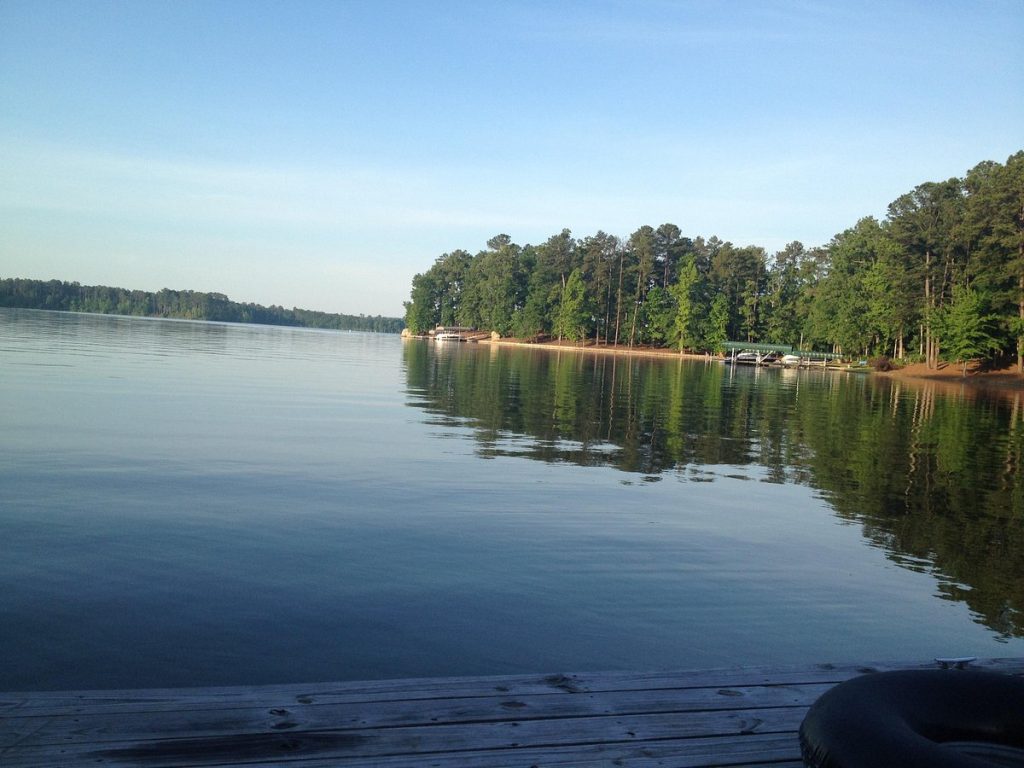 Lake Oconee's numerous coves and channels provide ideal habitats for bass and crappie