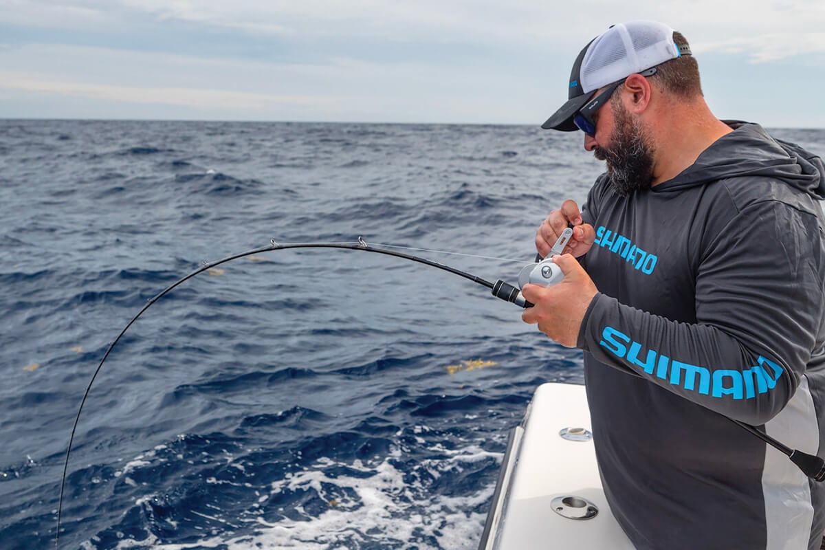 Jigging technique with a shorter rod